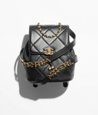 CHANEL Backpack Lambskin Enamel & Gold-Tone Metal Black | 香奈兒 背囊 (黑色)