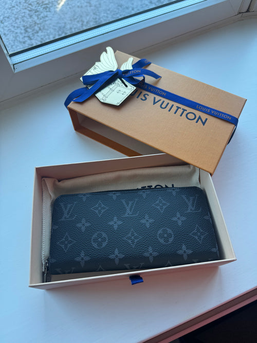 LOUIS VUITTON M11611 Men's Zippy Horizontal Wallet | 路易威登 男仕長銀包 (黑色)