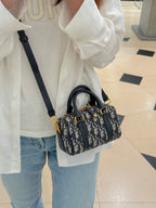 حقيبة كريستيان ديور نانو ديور جروف 17 | حقيبة ديور ميني (متعددة الألوان)