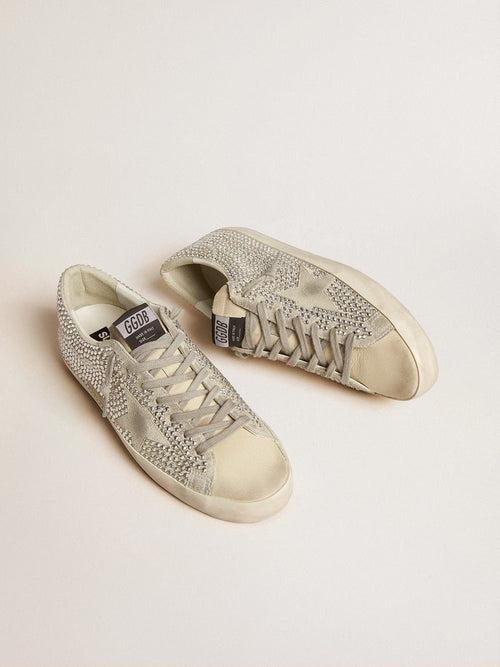 GOLDEN GOOSE Super - Star in nubuck with Swarovski crystals and ice - gray suede star | 黃金鵝 Super - Star 磨砂皮款,搭配施華洛世奇水晶與冰灰色麂皮星星(白色) - LondonKelly 英國名牌代購