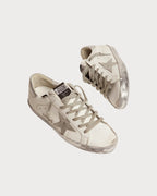 GOLDEN GOOSE Women's Super - Star with silver sparkle foxing and metal stud lettering | 黃金鵝 女款 Super - Star 搭配銀色閃亮鞋邊與金屬鉚釘字母(白色) - LondonKelly 英國名牌代購