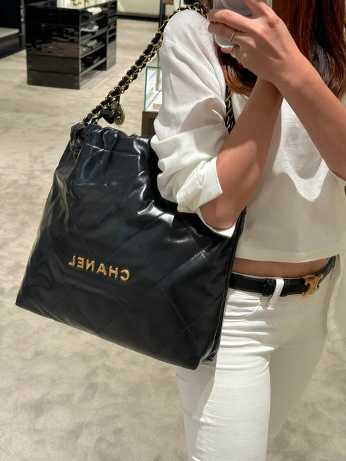 CHANEL 22 Bag｜Jennie（BLACKPINK）同款｜英國代購攻略 2026 - LONDONKELLY 英國名牌代購