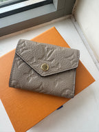 LOUIS VUITTON M69800 Zoe Wallet | Louis Vuitton wallet (multi-color) 
