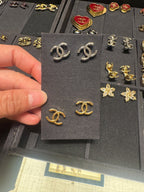CHANEL Classic CC Stud Earrings(2 Colors) - LONDONKELLY 英國名牌代購