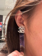 CHANEL Textured CC Stud Earrings(2 Colors) - LONDONKELLY 英國名牌代購