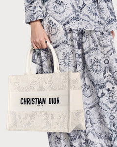 CHRISTIAN DIOR Dior Book Tote Toile de Jouy Soleil Macrame Embroidery Oblique Embroidery Canvas(Medium/2 Colors) - LONDONKELLY 英國名牌代購