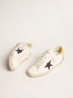 GOLDEN GOOSE Women’s Bio - based Super - Star with red glitter star and leather heel tab | 黃金鵝 黃金鵝 女款 Bio - based Super - Star 搭配紅色亮片星星與皮革後跟標籤（白色） - LondonKelly 英國名牌代購