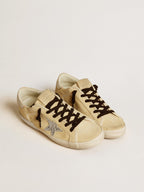 GOLDEN GOOSE Women's Super - Star LTD in suede with glitter star and leather heel tab | 黃金鵝 女款 Super - Star LTD 採用麂皮材質，搭配亮片星星與皮革後跟（米色） - LondonKelly 英國名牌代購