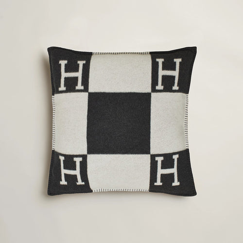 HERMES Large Avalon Pillow | 愛馬仕 枕頭 (多色) - LondonKelly 英國名牌代購