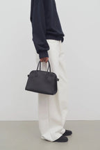 THE ROW Soft Margaux 10 Bag in Leather | 手袋 (黑色) - LONDONKELLY 英國名牌代購